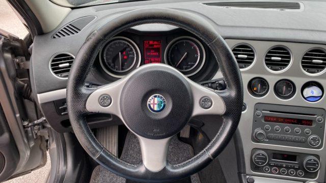 ALFA ROMEO 159 1.9 JTDm 16V Sportwagon Distinctive