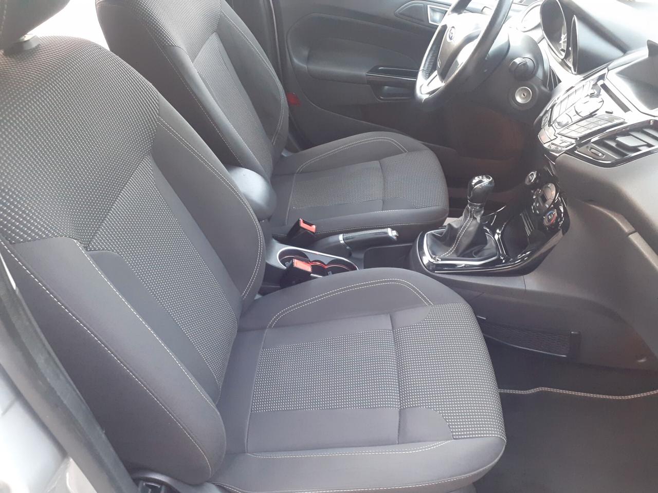 Ford Fiesta 1.5 TDCi 75CV 5 porte Titanium