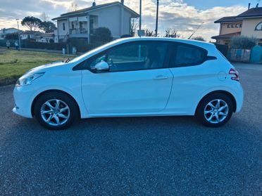 Peugeot 208 PureTech 68 3 porte Access