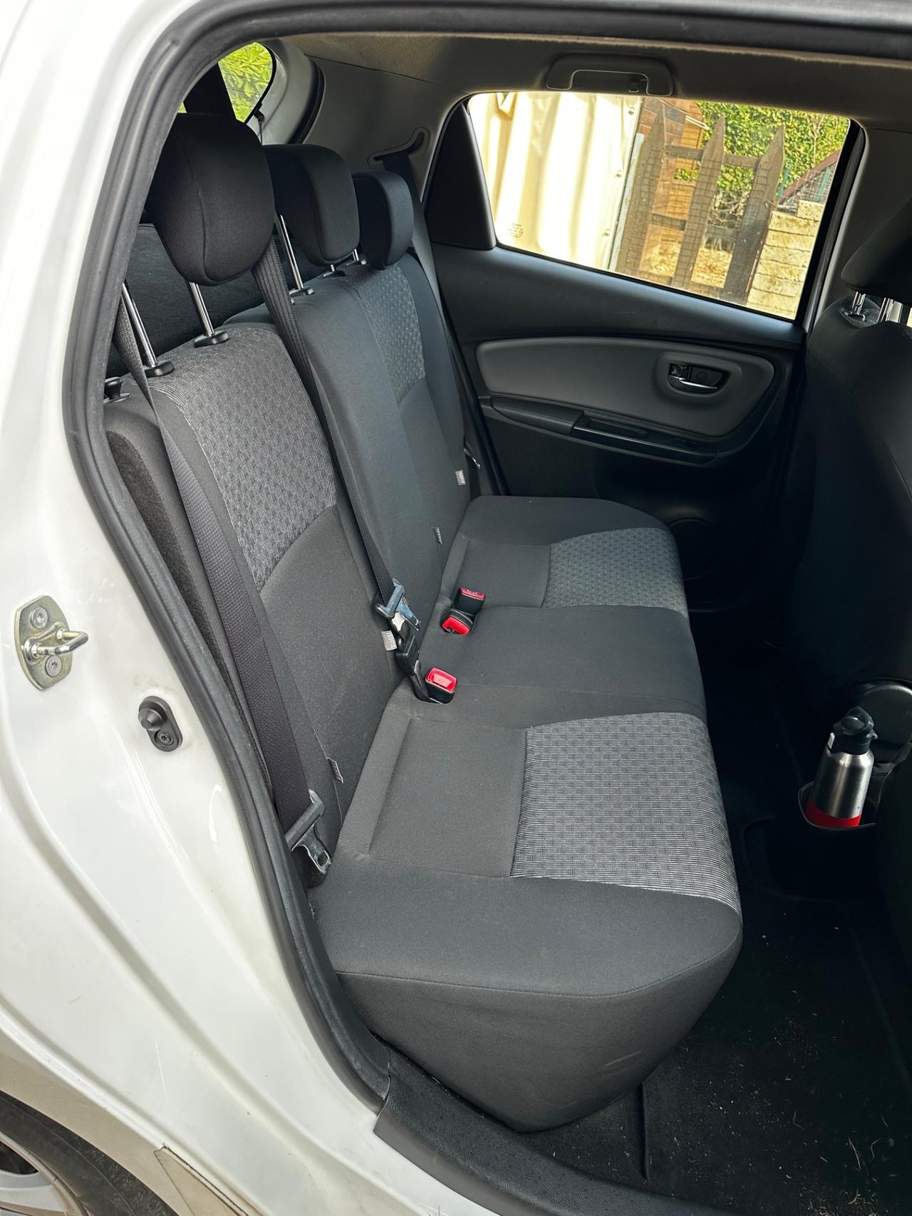 Toyota Yaris 1.0 5 porte Active UNICO PROPRIETARIO