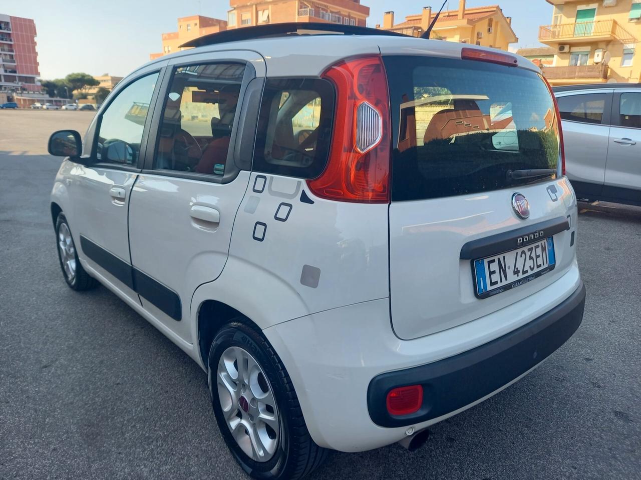 FIAT PANDA AUTOMATICA-TETTO APRIBILE 12 MESI GARANZIA