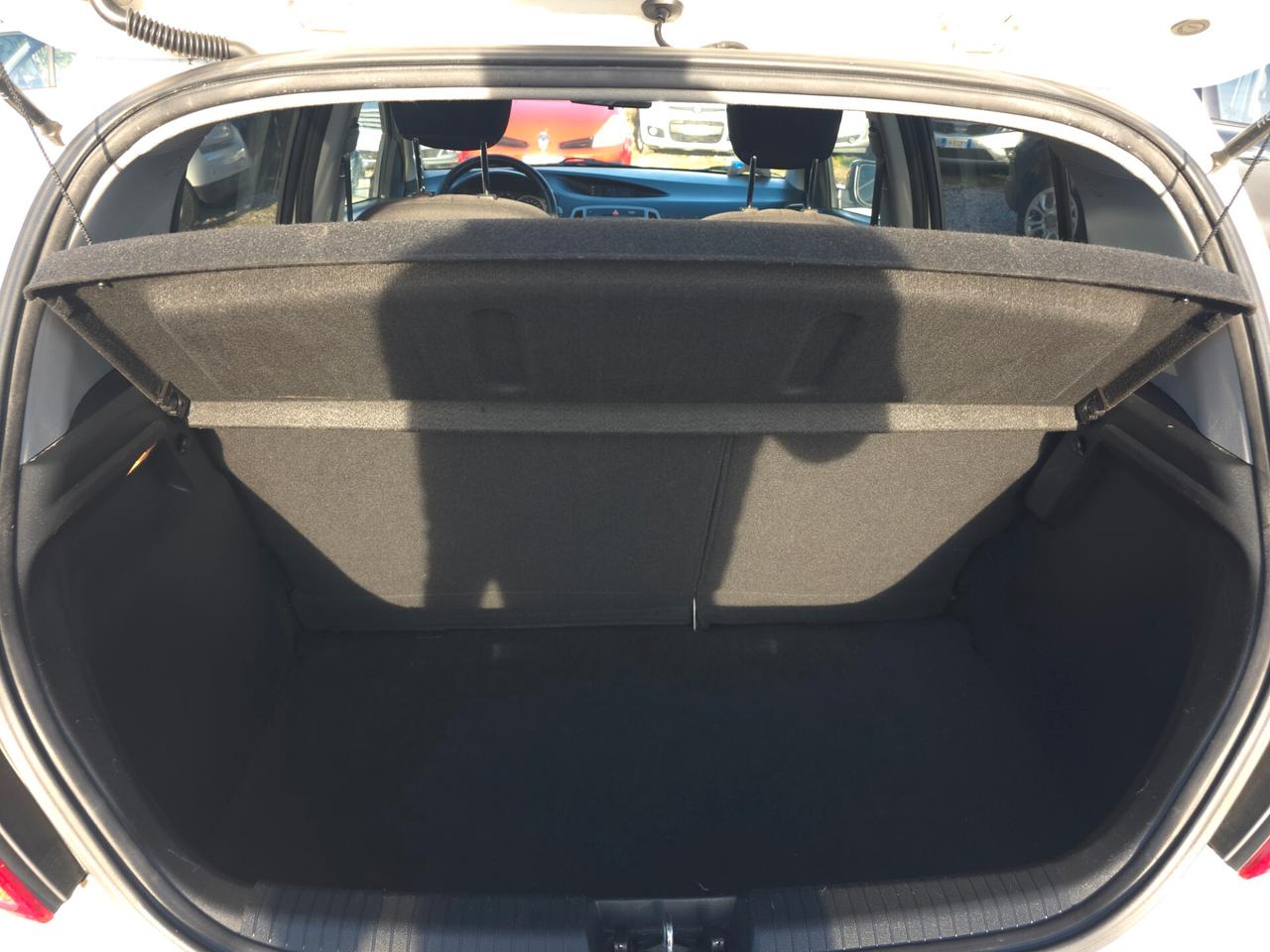 Hyundai i20 1.2 5p. Sound Edition