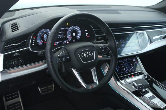 AUDI Q8 50 TDI 286 CV quattro S-line Black Edition