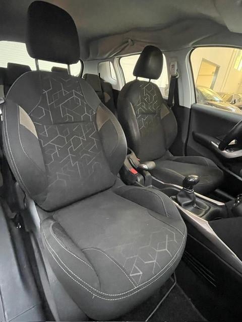 Peugeot 2008 1.2 110cv