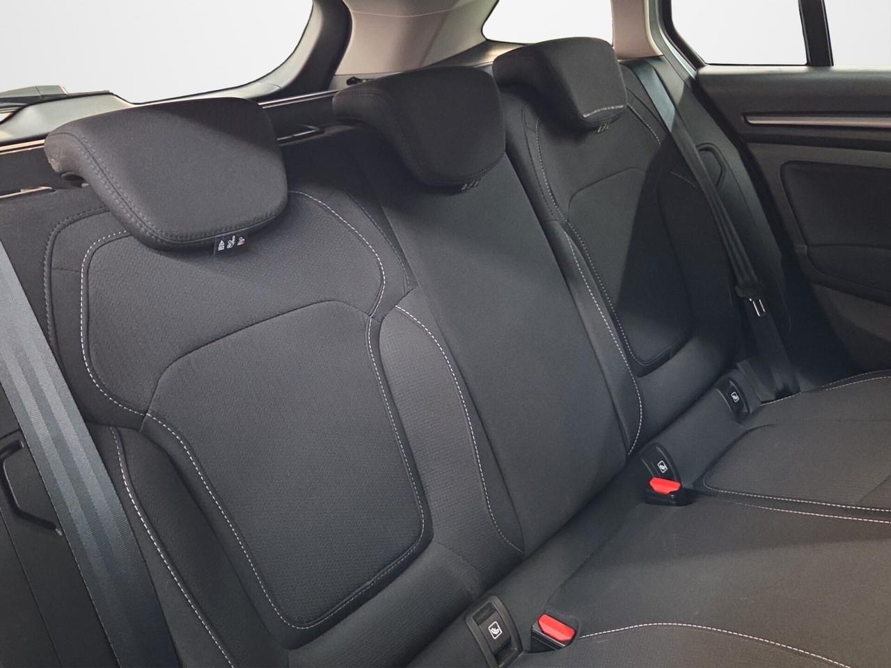 (AUTOCARRO N1) Mégane Sporter Blue dCi 115 CV EDC Business