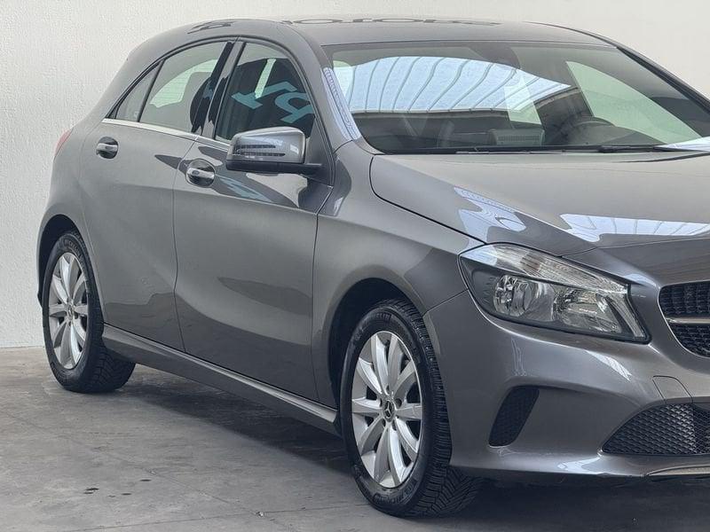Mercedes-Benz Classe A A 160 d Sport AUTOMATICA NEOPATENTATI CRONOLOGIA TAGLIANDI