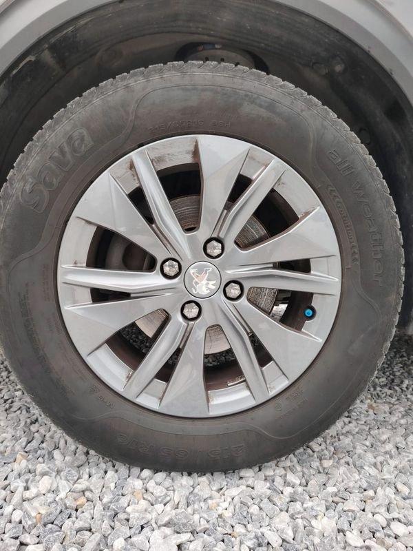Peugeot 2008 p.t. 130 S&S Active