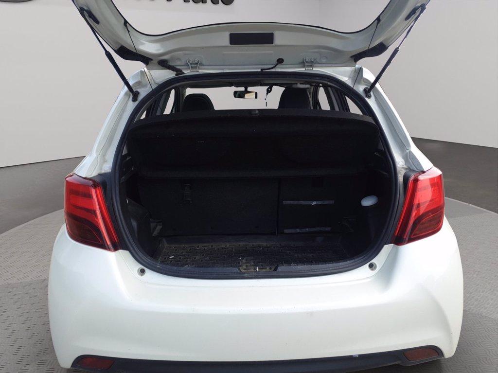 TOYOTA Yaris 5p 1.5 lounge del 2016
