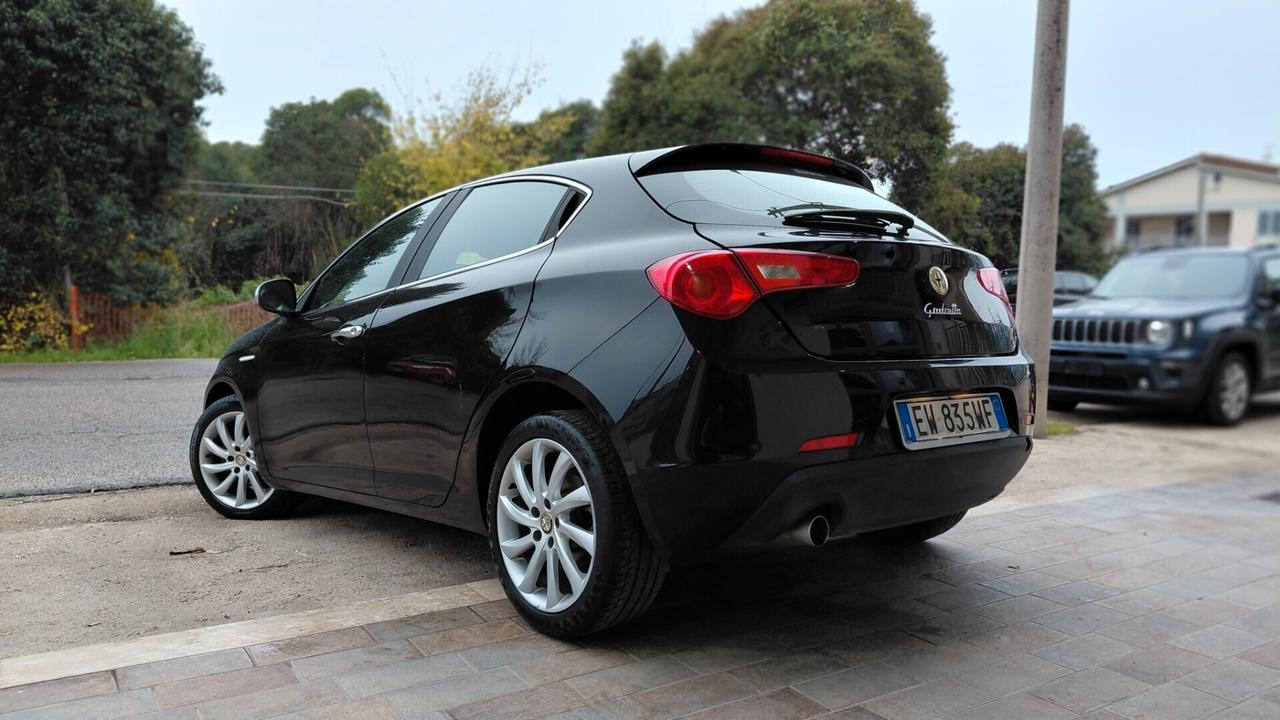 Alfa Romeo Giulietta 1.6 JTDm-2 105 CV Exclusive