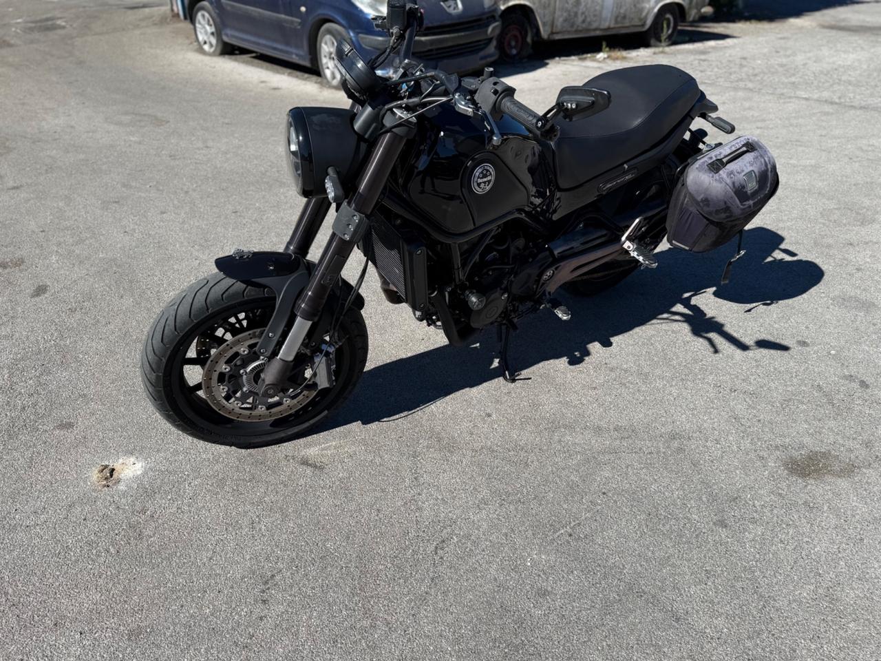 Benelli Leoncino 500