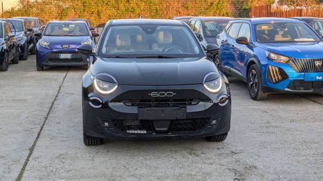 FIAT 600 HYBRID LA PRIMA DCT 6 1.2cc 100cv ASSIST FRENATA