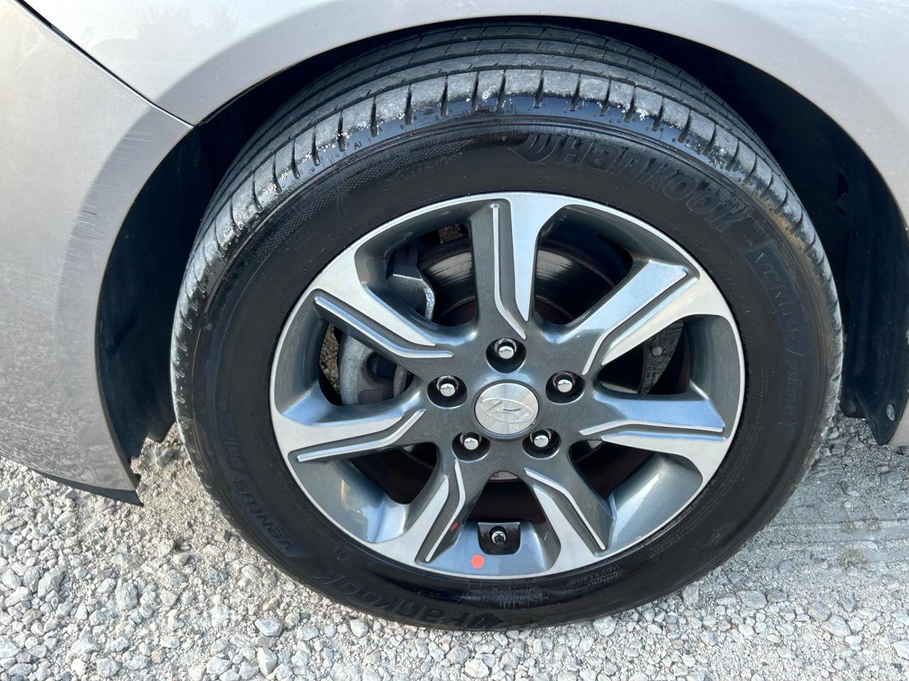 Hyundai iX20 1.4 90 CV GPL Comfort neopatentati permute
