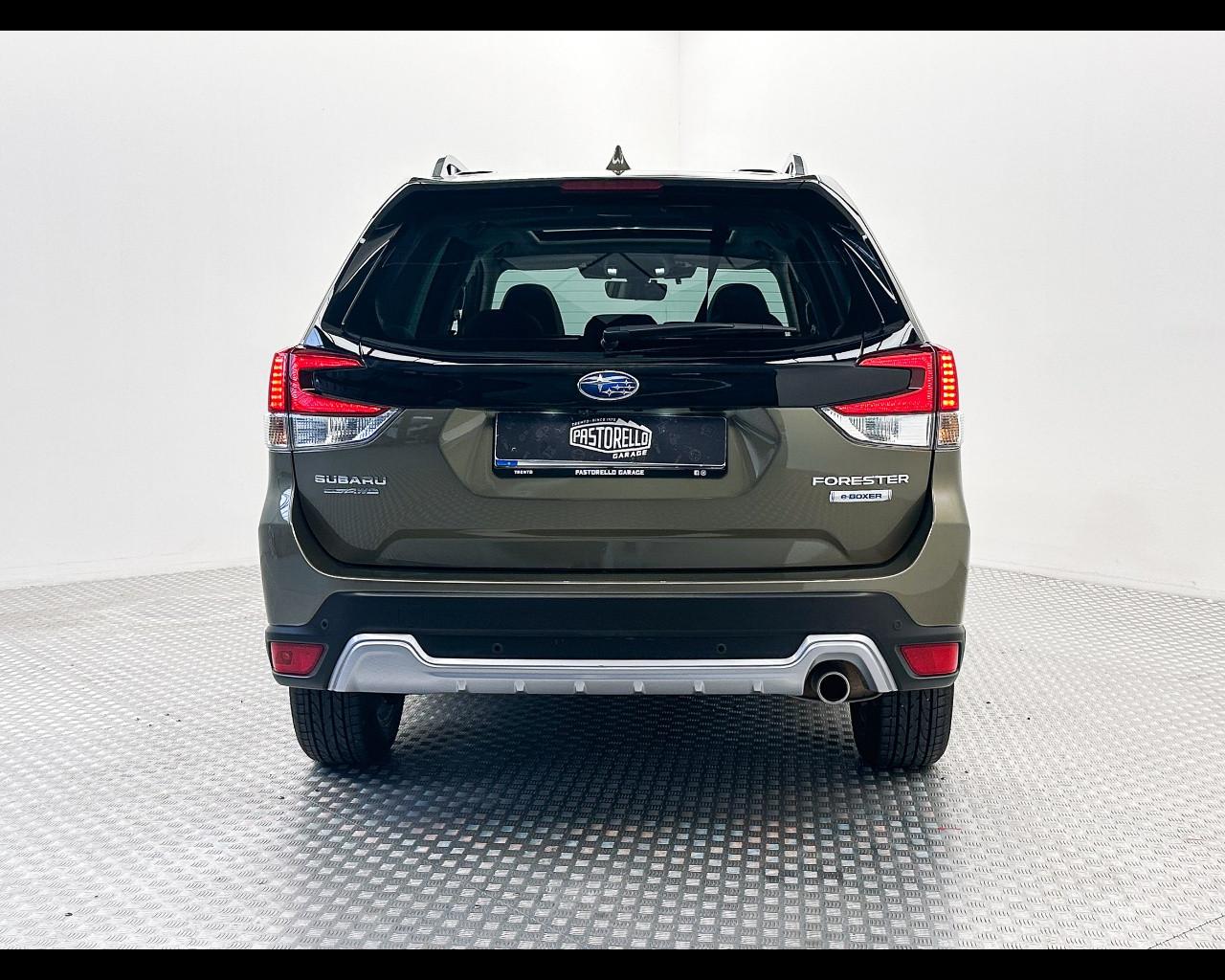 SUBARU Forester 2.0 e-Boxer MHEV CVT Lineartronic Premium