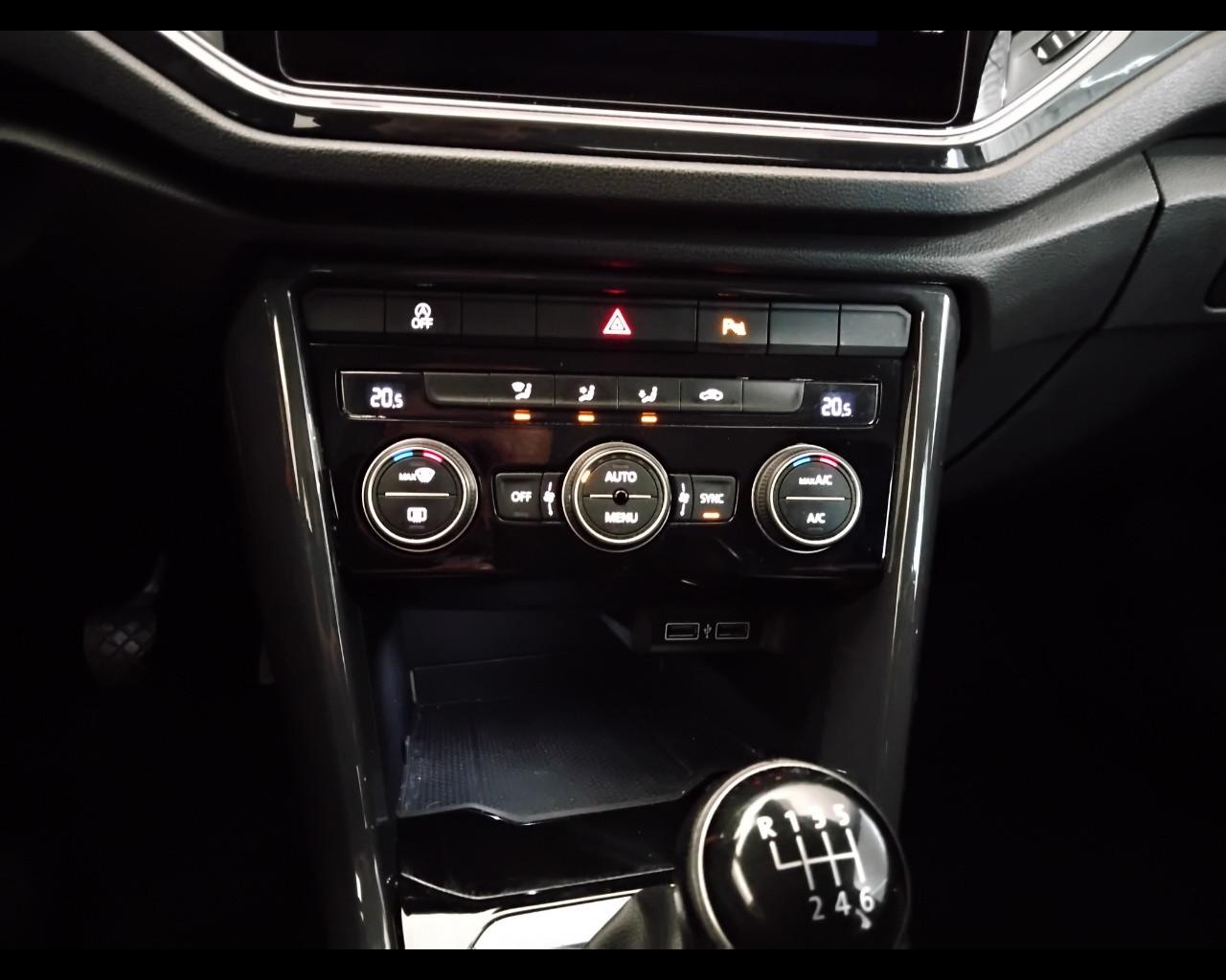 VOLKSWAGEN T-Roc 2017 - T-Roc 1.6 tdi Advanced