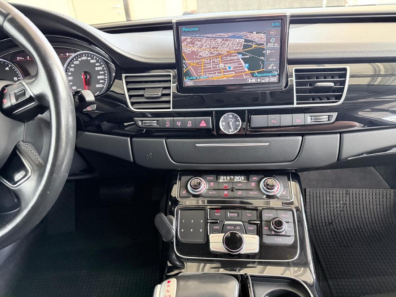 Audi A8 3.0 TDI 262 CV ultra quattro tiptronic