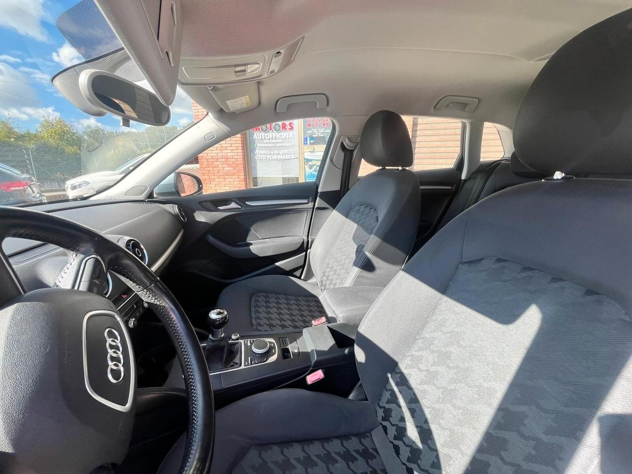 Audi A3 SPB 1.6 TDI clean diesel quattro Attraction