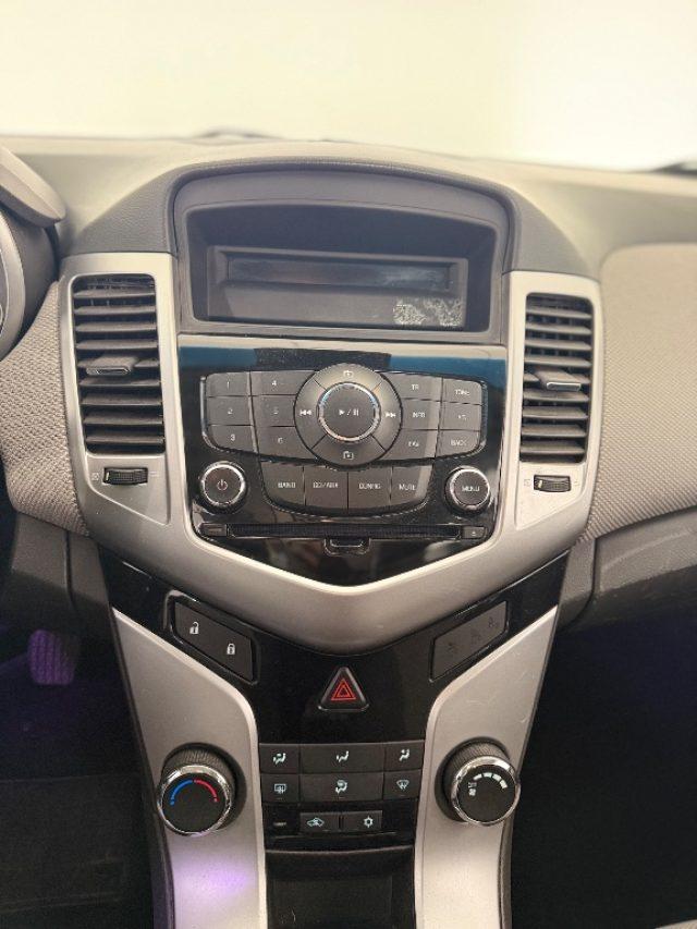 CHEVROLET Cruze 1.6 4 porte LS