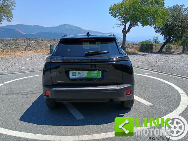 PEUGEOT 2008 PureTech 100 S&S Allure