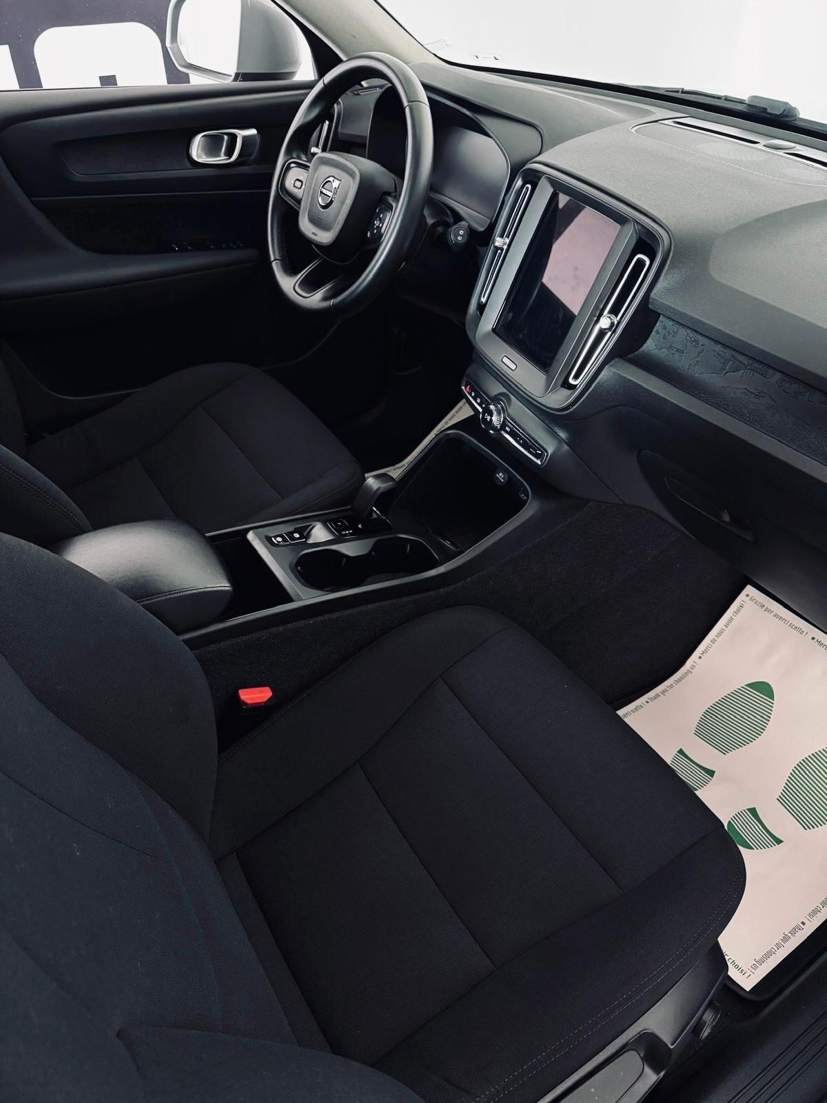 Volvo XC40 T2 automatico Essential