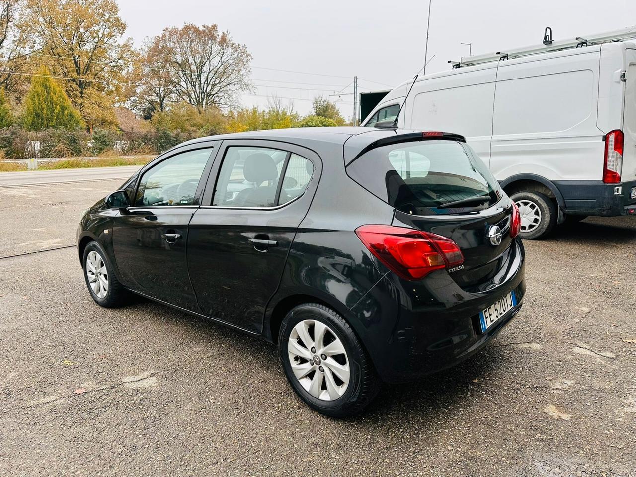 Opel Corsa 1.4 90CV GPL Tech 5 porte b-Color