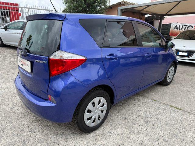 TOYOTA Verso-S 1.4D MT Lounge