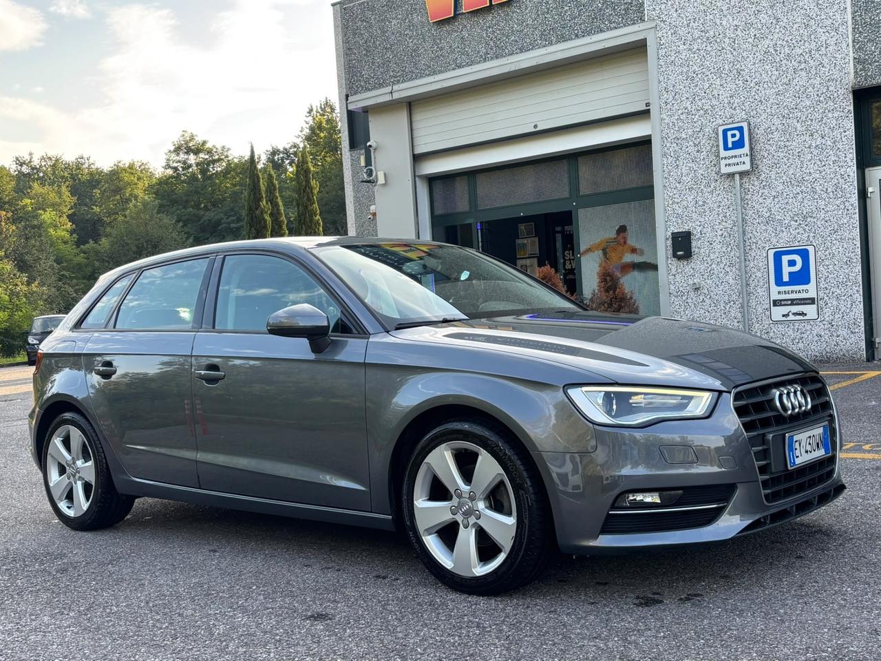 Audi A3 SPB 1.6 TDI clean diesel Ambition
