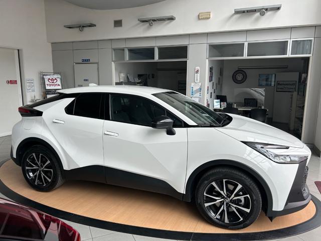 TOYOTA C-HR 2.0 PHEV Trend
