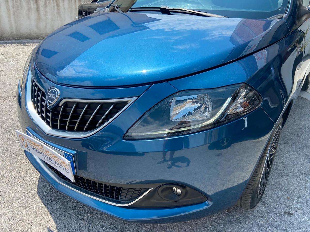 Lancia Ypsilon 1.0 Hybrid 5 porte Gold 2023