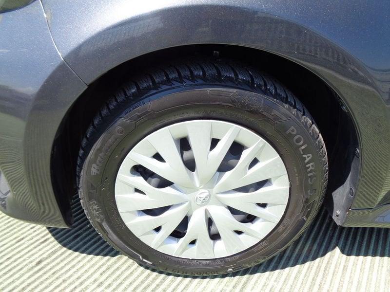 Toyota Yaris Yaris 1.5h Business