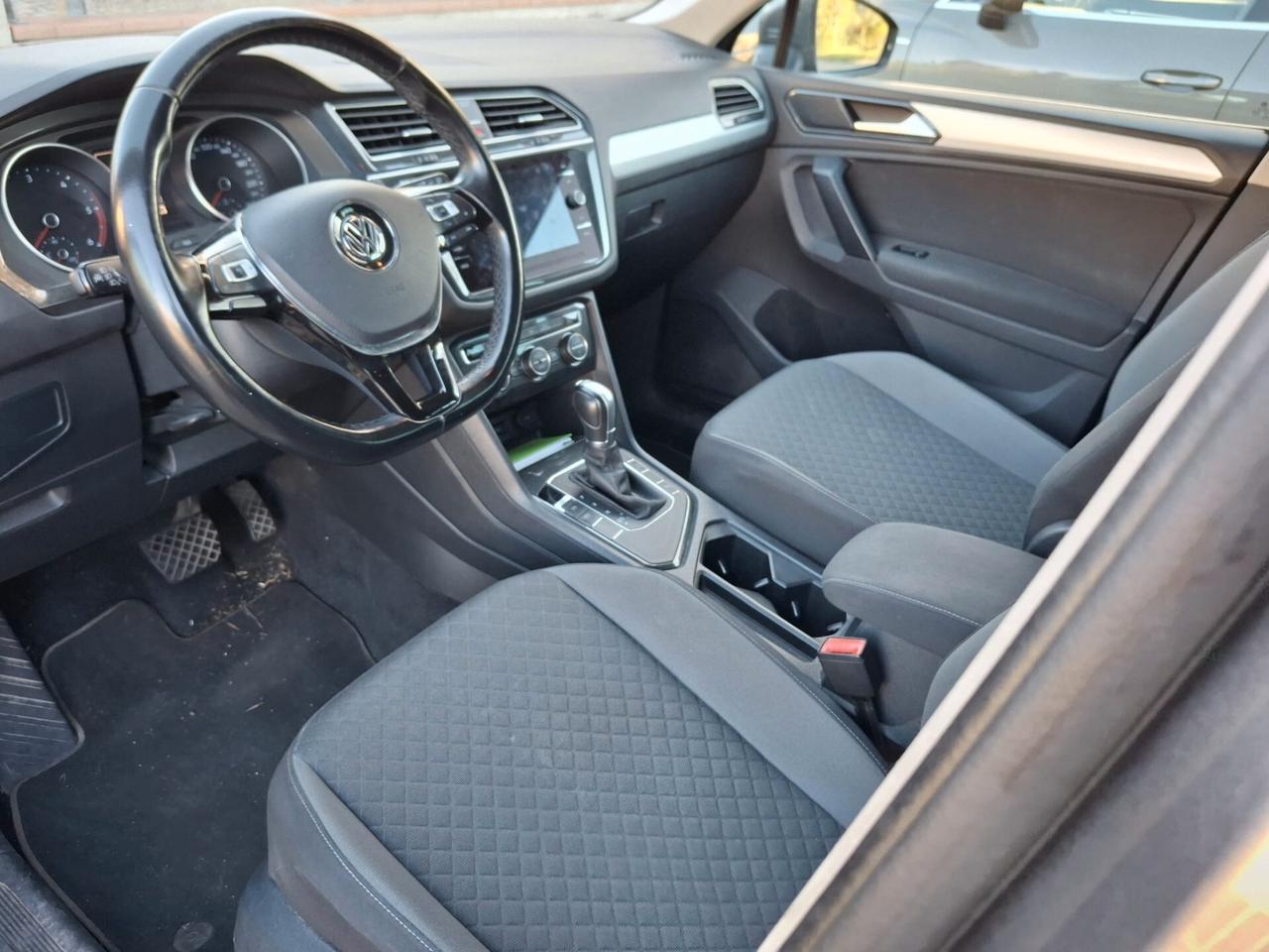 Volkswagen Tiguan 2.0 TDI SCR DSG Business BlueMotion Technology