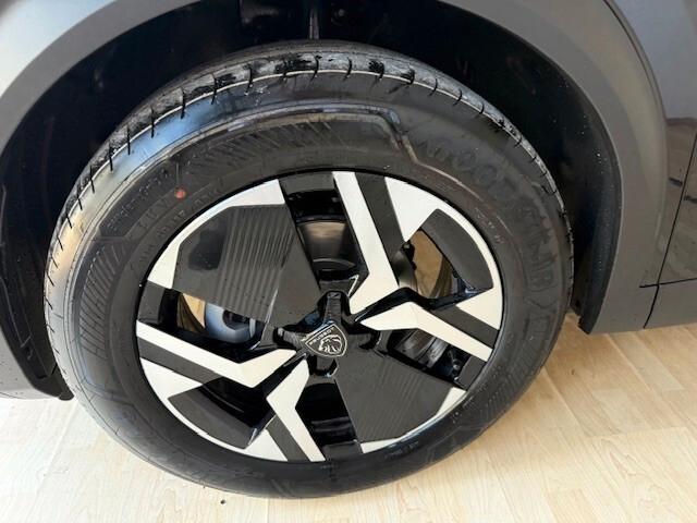 Peugeot 2008 PureTech 100 S&S Allure "KM0"