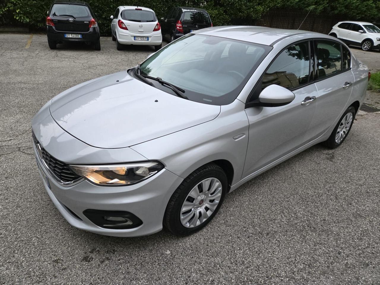 Fiat Tipo 1.6 Mjt 4 porte Lounge