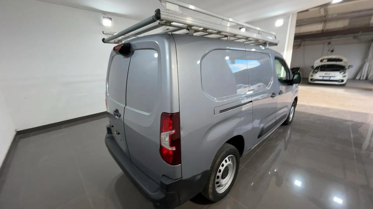 Berlingo 1.5 bluehdi XL Feel s&s 100cv