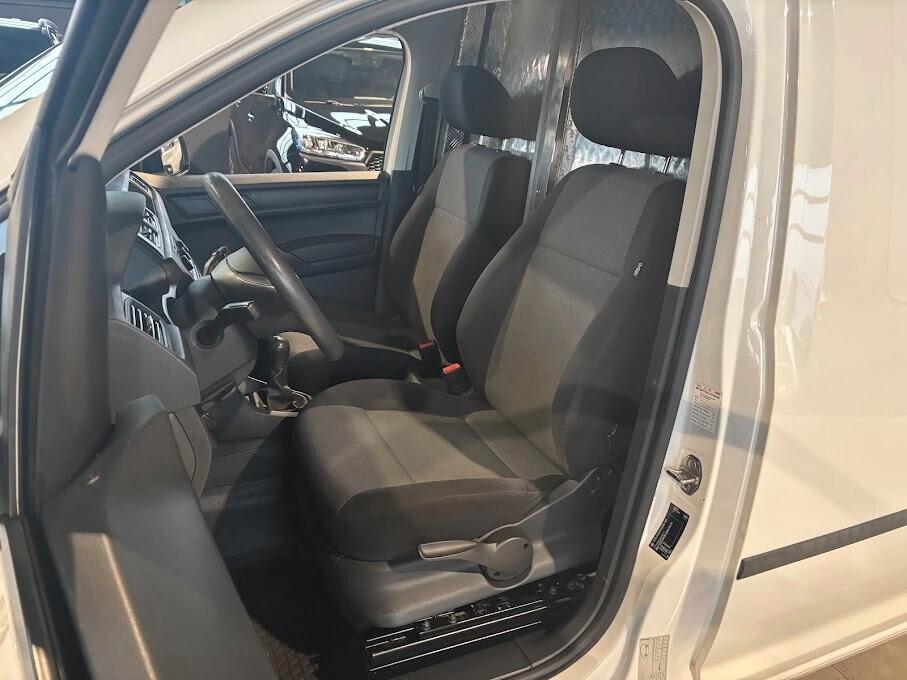 Volkswagen Caddy Maxi 2.0 TDI 102 CV 59.000km NEOPATENTATI