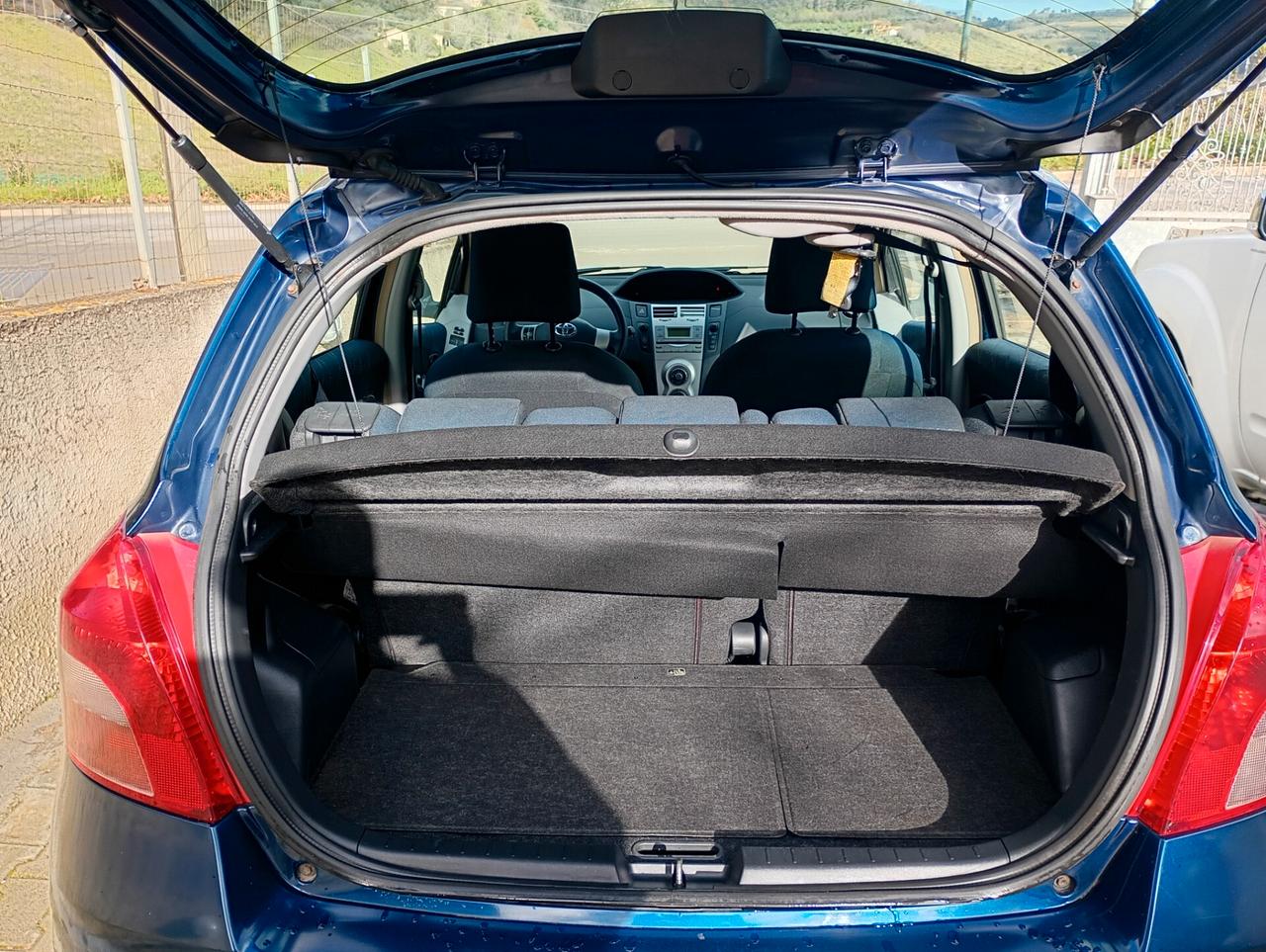 Toyota Yaris 1.0 5 porte