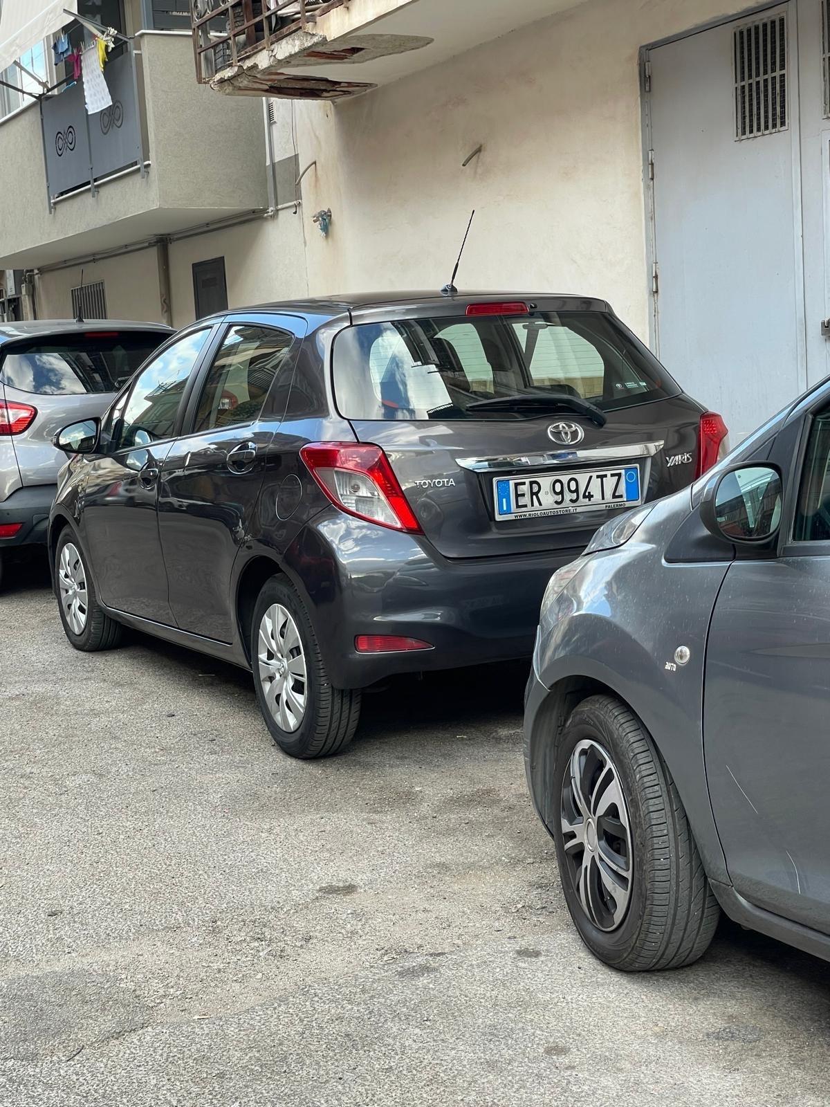 Toyota Yaris 1.4 D-4D 5 porte Active