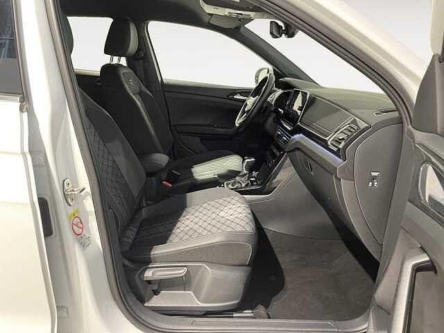 Volkswagen T-Cross Mark 1 Facelift (2024) 1.0TSI 115CV DSG R-Line - NEOPATENTATI -
