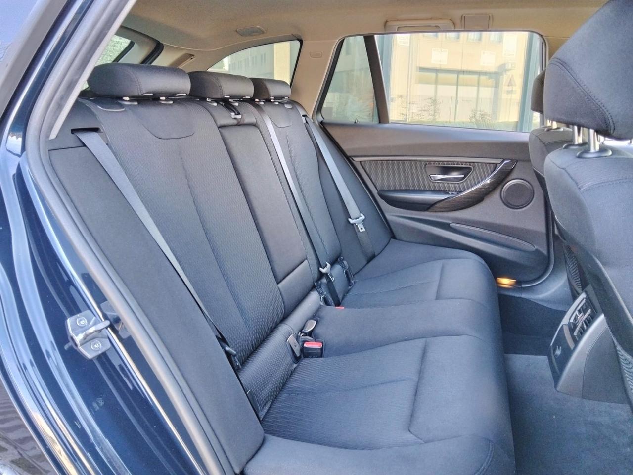 Bmw 320d xDrive 184Cv*Automatic*Navi*Xenon*Pdc