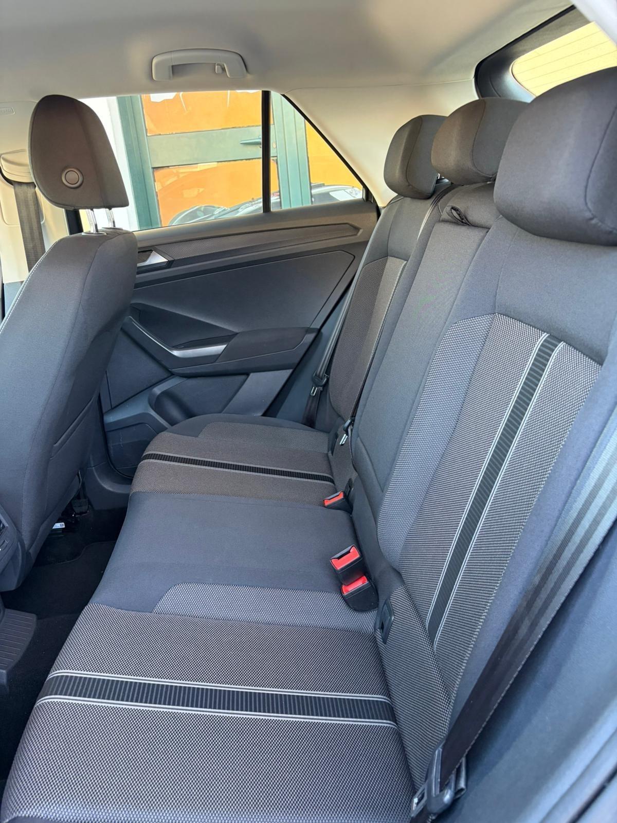 Volkswagen T-Roc 1.6 TDI SCR Advanced BlueMotion Technology