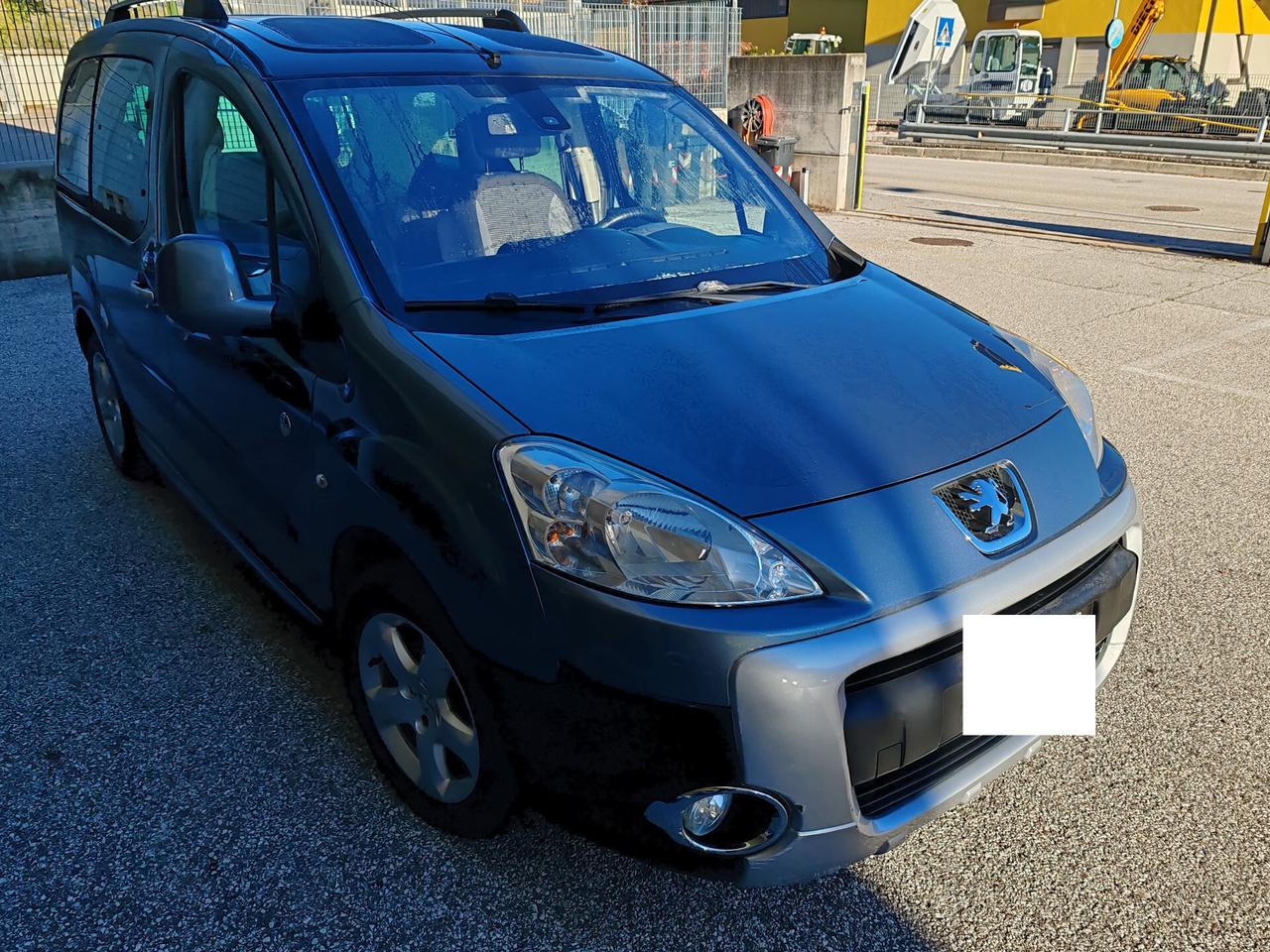 Peugeot Partner Tepee 1.6 HDi 110CV Outdoor