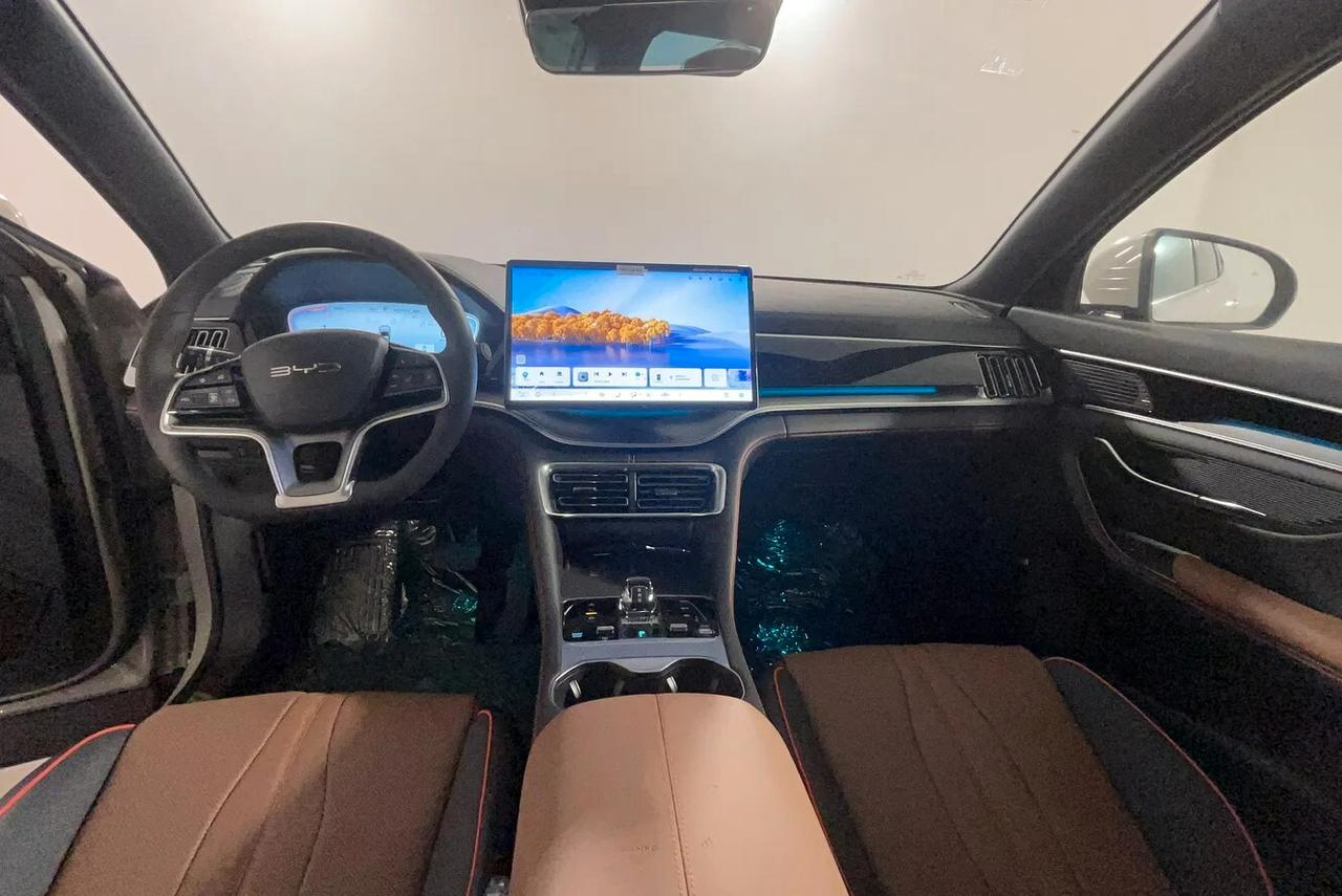 Byd Seal U DM-i 1.5 218 CV PHEV Boost