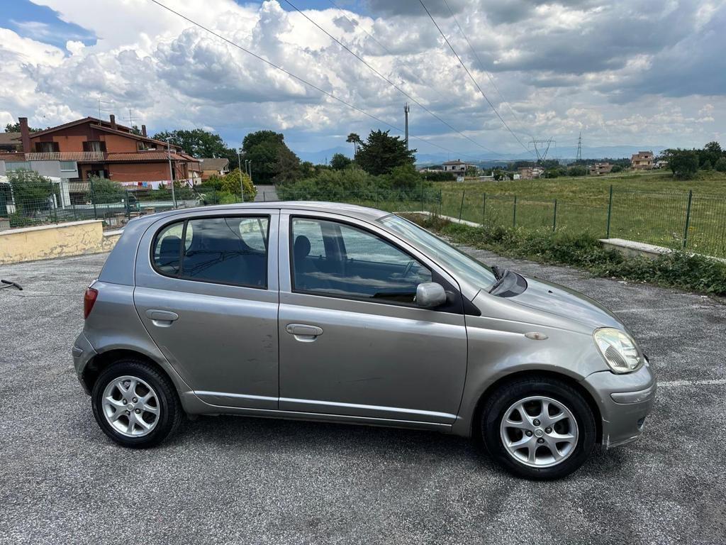 Toyota Yaris 1.3 5 porte Sol