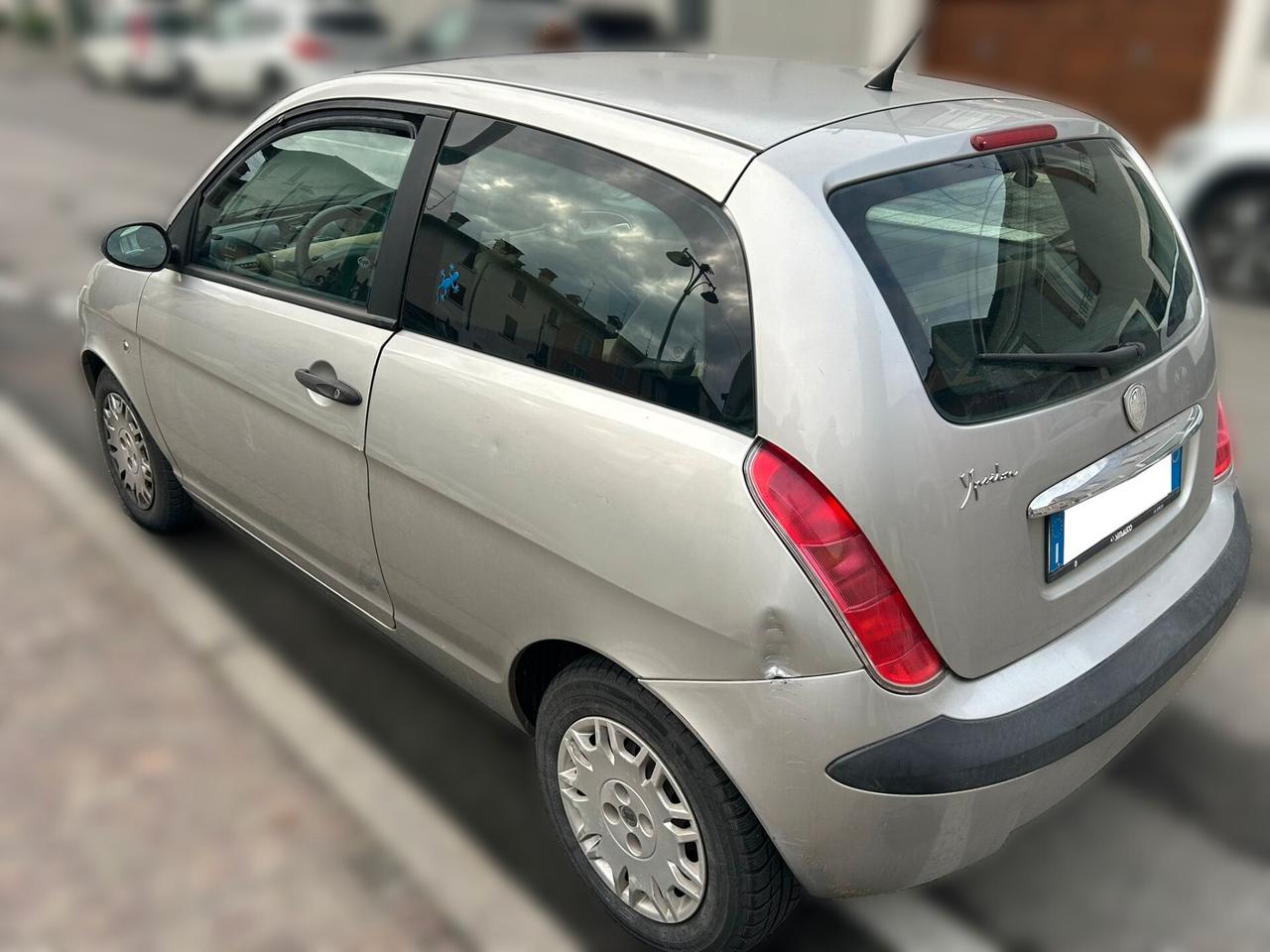Lancia Ypsilon 1.2 8v - ANCHE PER NEOPATENTATI