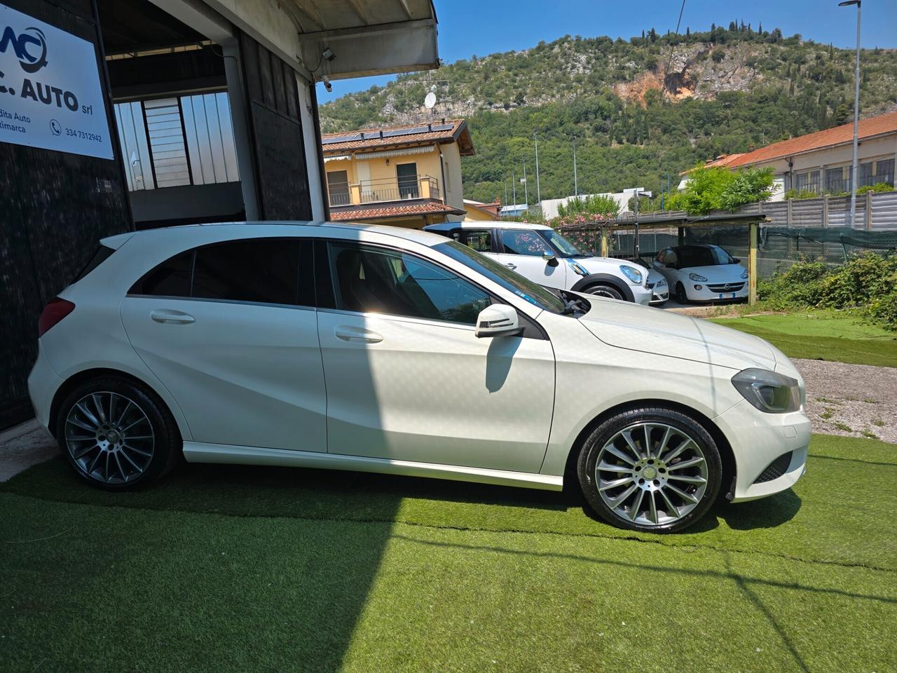 M.B A180CDI 110CV Premium 180000KM-2013