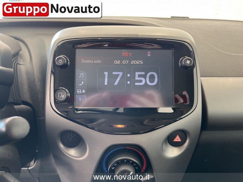 Toyota Aygo Aygo Connect 1.0 VVT-i 72 CV 5 porte x-play
