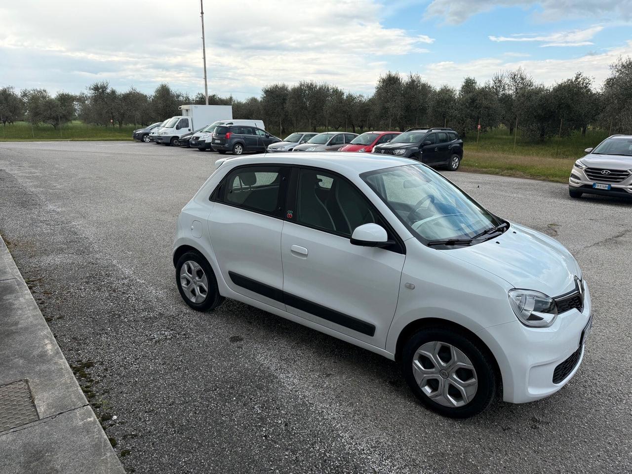 Renault Twingo SCe 65 CV Zen