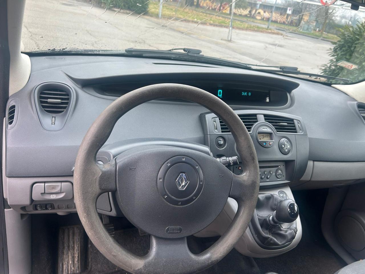 Renault Scenic Scénic 1.9 dCi/130CV Confort