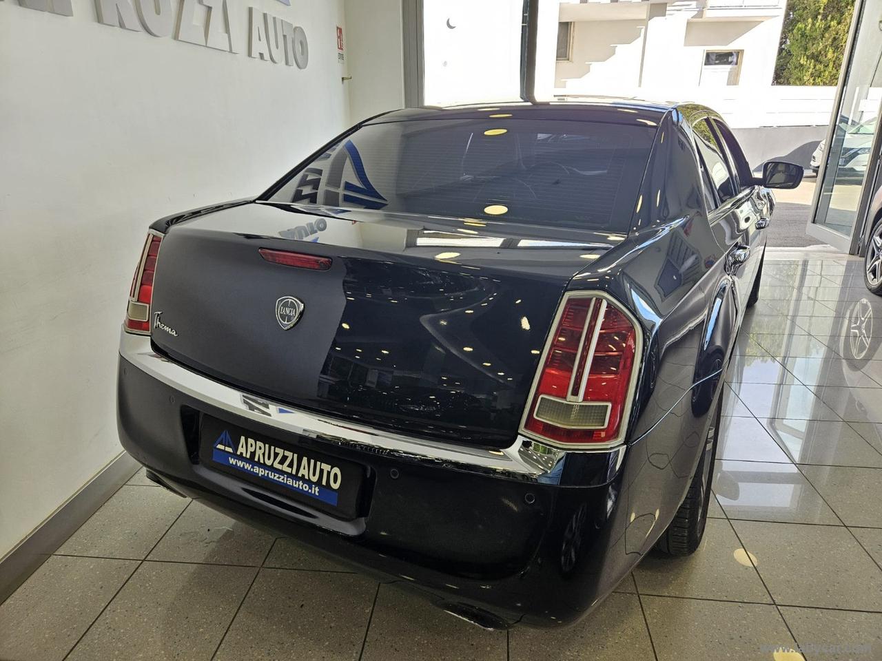 LANCIA Thema 3.0 V6 Mjet II 239 CV Executive