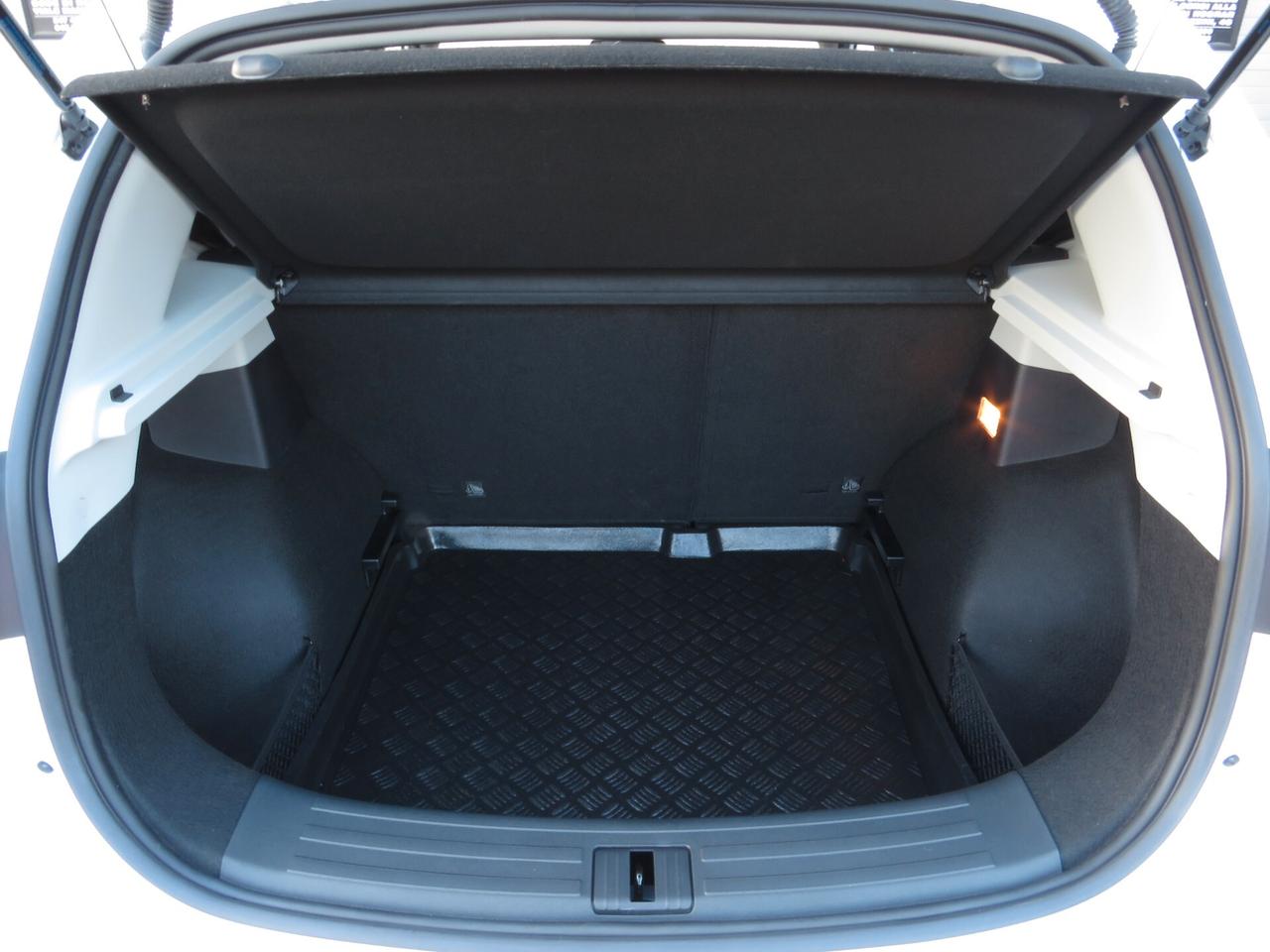 Mg ZS 1.5 Luxury. NESSUN VINCOLO FINANZIARIO.