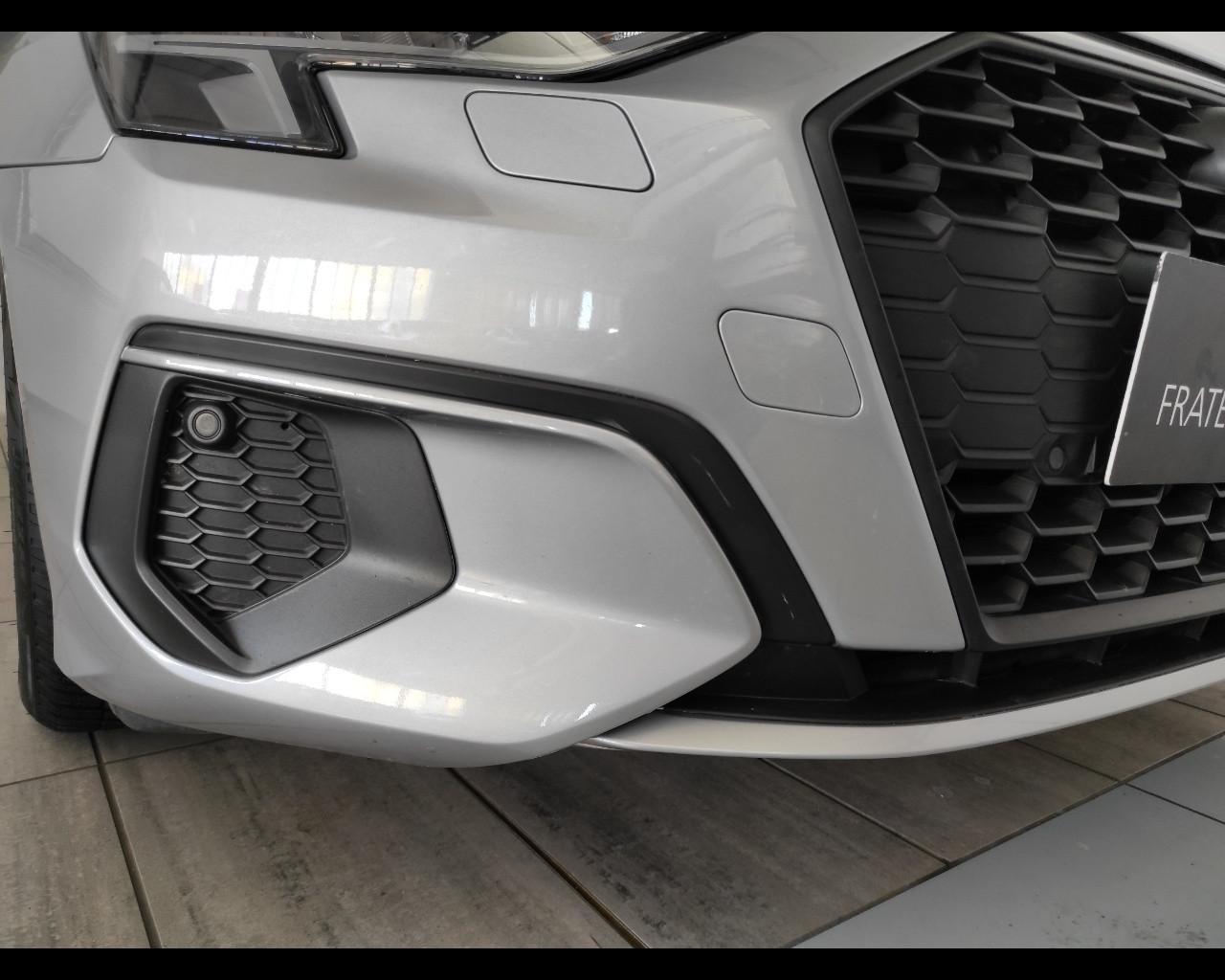 AUDI A3 4ª serie - A3 SPB 40 TFSI e S tronic Business